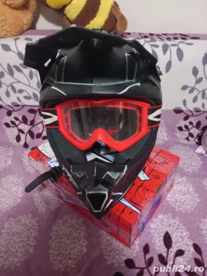 casca de cros mici defectiuni - imagine 2