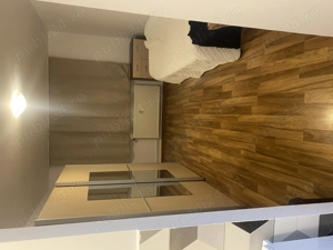 Garsonieră de vânzare