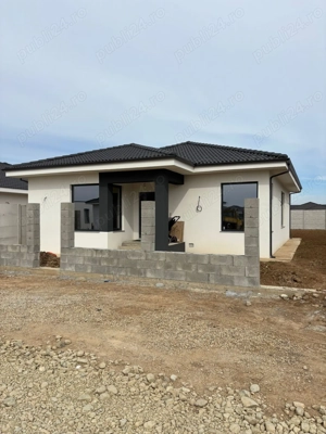 Vând casă în Sântandrei, strada Lalelelor, finalizată în 2025