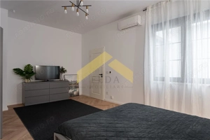 Casa la sol de lux in Mandruloc - imagine 6