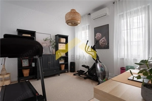 Casa la sol de lux in Mandruloc - imagine 9