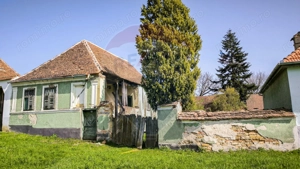 Casă săsească Transilvania - teren generos și potențial de extindere - imagine 2