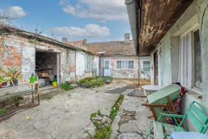 Casa cu teren 454 mp - oportunitate in Bujac - comision 0% - imagine 9