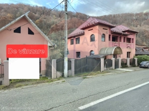 Casă / Vilă cu 7 camere de vânzare - imagine 6