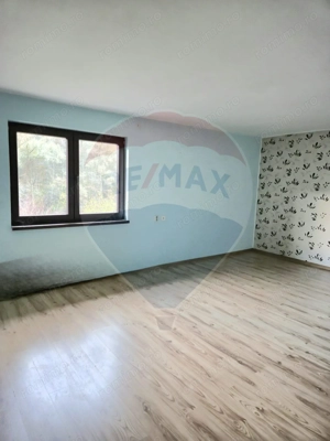 Casă / Vilă cu 7 camere de vânzare - imagine 17