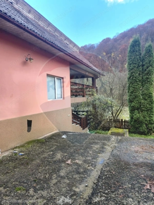 Casă / Vilă cu 7 camere de vânzare - imagine 8