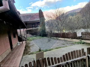 Casă / Vilă cu 7 camere de vânzare - imagine 10