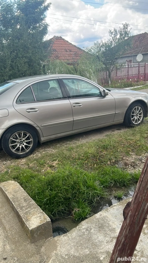 Vand sau schimb mercedes w211  - imagine 4