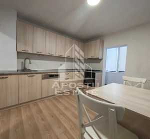 Apartament 2 camere, renovat, centrala proprie, decomandat, Soarelui - imagine 8