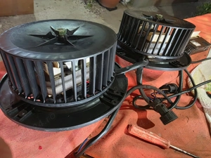 set 2 motoare hota 110w k0b0245 yjf6822-47 de pe hota Beko bh2x