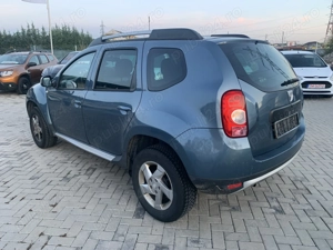 Dacia Duster 1.6 benzina ,4x2, an2010, clima,jante aluminiu - imagine 6
