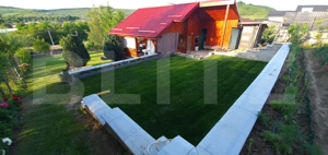 Cabana cu teren generos, 1824 mp, acces din 2 străzi – Livezeni