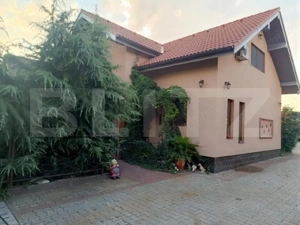 Casa individuala de vanzare Utvin 720mp teren hala de depozitare si 2 garaje - imagine 4