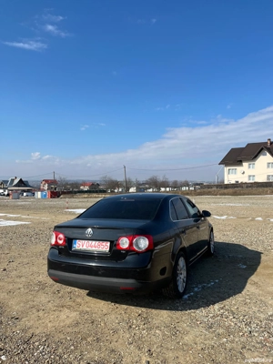 Volkswagen Jetta  - imagine 3