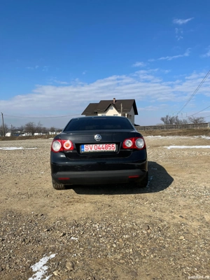 Volkswagen Jetta  - imagine 4