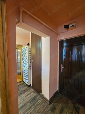 Apartament cu 3 camere de vânzare în Curtea de Argeș. - imagine 13