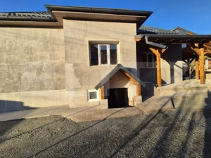 Casa de vacanta in curs de modernizare in Belis, 5 camere, 920mp teren drept