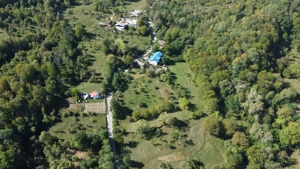 Casă " la  roșu " + 4391 mp teren de vânzare în comuna Valea Danului, sat Borobănești, județ Argeș. - imagine 11