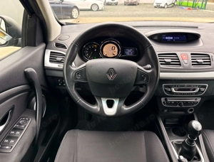 Renault Megane 1.6 16V 110 Dynamique - imagine 12