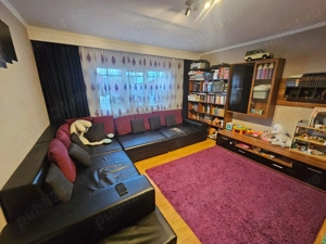 Apartament cu 3 camere de vânzare în Curtea de Argeș.