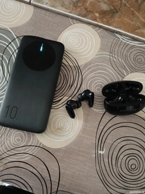 vand casti si baterie externa 