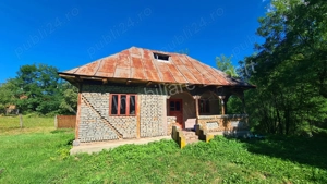 Casă de vânzare în comuna Albeștii de Argeș, sat Brătești, județ Argeș. - imagine 10
