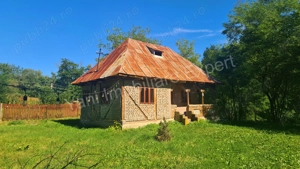 Casă de vânzare în comuna Albeștii de Argeș, sat Brătești, județ Argeș. - imagine 12