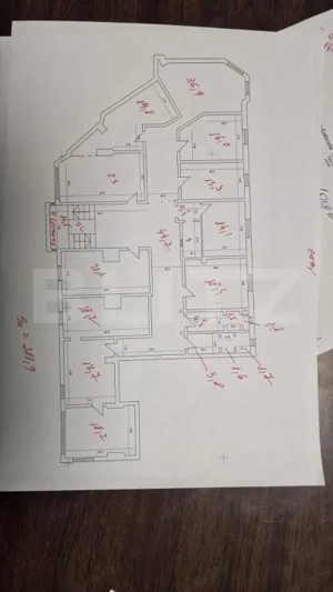 Spatiu comercial 690 mp, zona Centrală