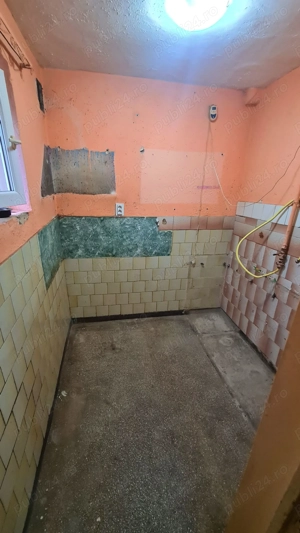 Apartament cu 3 camere de vânzare în Curtea de Argeș. - imagine 6