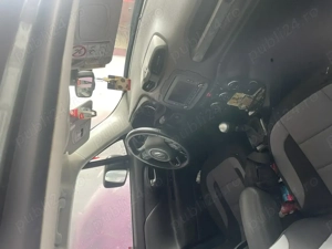 Jeep renegade model highline motor 1.4 benzină  - imagine 5