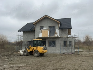 Vând casă la gri str Abator Pașcani  - imagine 4