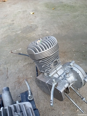 vănd motoare de bicicletă pe benzină