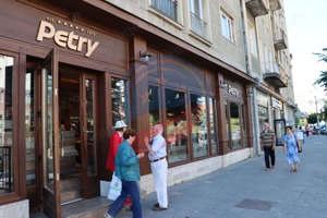 Apartament cu 2 camere ultracentral de inchiriat pe termen scurt (1-6 luni) - imagine 16