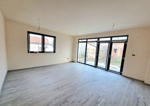 Duplex spatios cu 4 camere | Mosnita Noua | Central