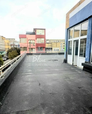 Spațiu Generos cu Terasă Circulabilă în Centru - imagine 10