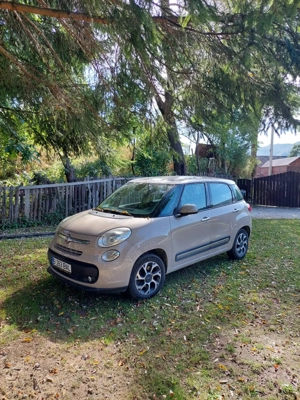 Fiat 500L   1.4 Benzină 120 CP   2016   27.907 km   Plafon Panoramic   Acoperitoare Electrică   Isto - imagine 3