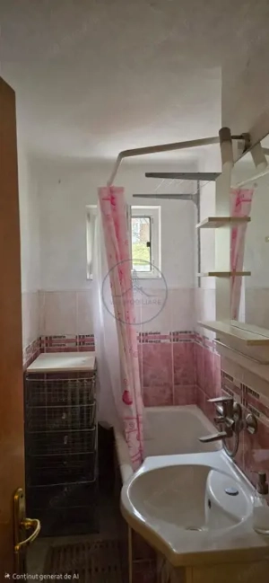 Apartament 2 camere semidecomandat,etaj 1/4 zona Decebal - imagine 6
