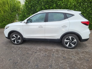 MG Zs EV  Comfort Full Electric - imagine 4