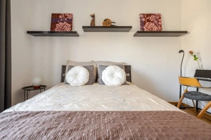 De inchiriat apartament cu  3 Camere in zona Soarelui - imagine 5