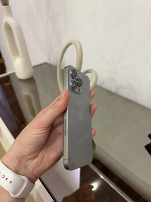 iPhone 15 Pro Max 256GB | eSIM only | Natural Titanium - imagine 5