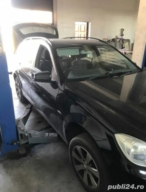 dezmembrez mercedes c220 - imagine 3