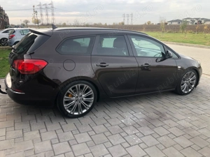 Opel Astra 1,7 Diesel 110 Cp - imagine 3