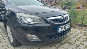 Opel Astra J 20tdi  - imagine 4