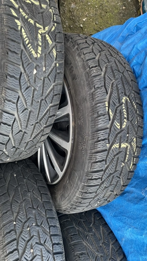 Vând 4 jante de tablă cu cauciucuri de iarnă și capace, pt Logan - imagine 5