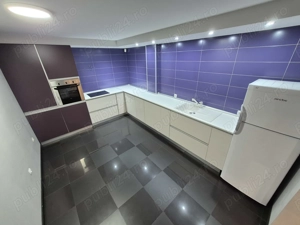 2 Cam-Aradului-1 Min Iulius Town-68 MP-Balcon 10 MP-Parter-Centrala-110.000 Euro ! Neg !