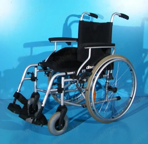 Scaun cu rotile  Drive - sezut 45 cm