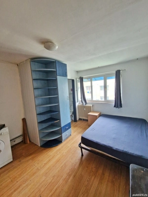 Camera camin cu baie in camera Bularga 