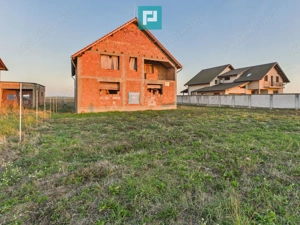 Proprietate impresionantă între Curtici și Macea - imagine 2