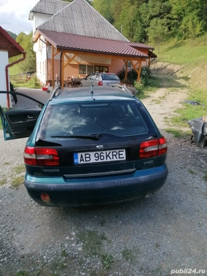 Volvo v40  - imagine 3
