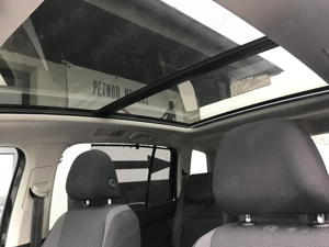 Volkswagen Touran 2.0 TDI SCR DSG Trendline - imagine 6